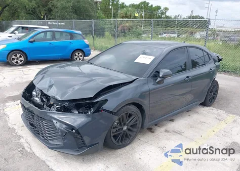 2025 Toyota Camry Se z USA, uszkodzony, nr VIN 4T1DAACK8SU575746